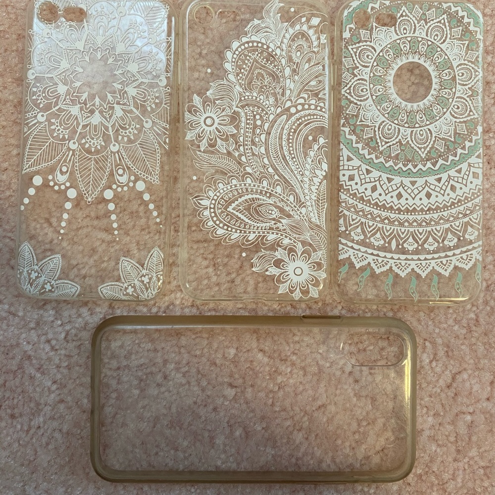 4 IPhone cases